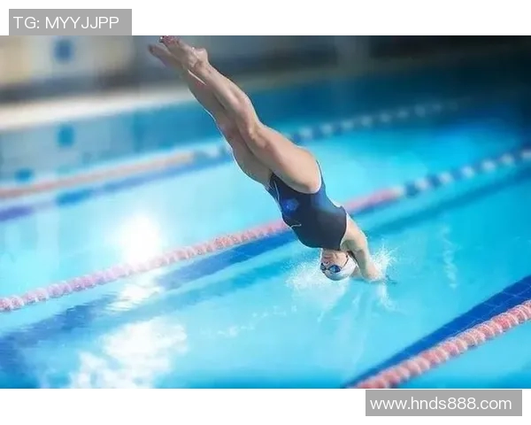 游泳技巧提升全攻略:从基础动作到高级技巧的全面解析 游泳技巧提升全攻略:从基础动作到高级技巧的全面解析