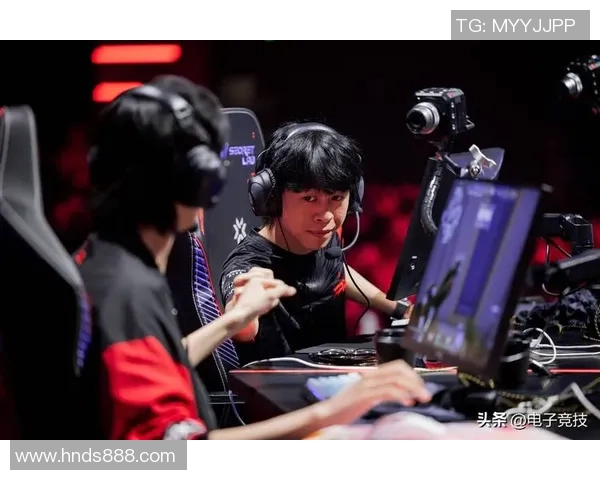 FPX在城市赛积分榜上以54分稳居第一位置，竞争激烈引人关注